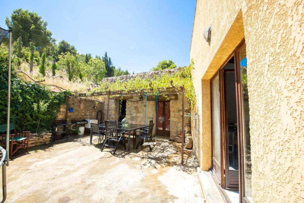 Vila Camin Del Bosc Roquefort-des-Corbières Exteriér fotografie